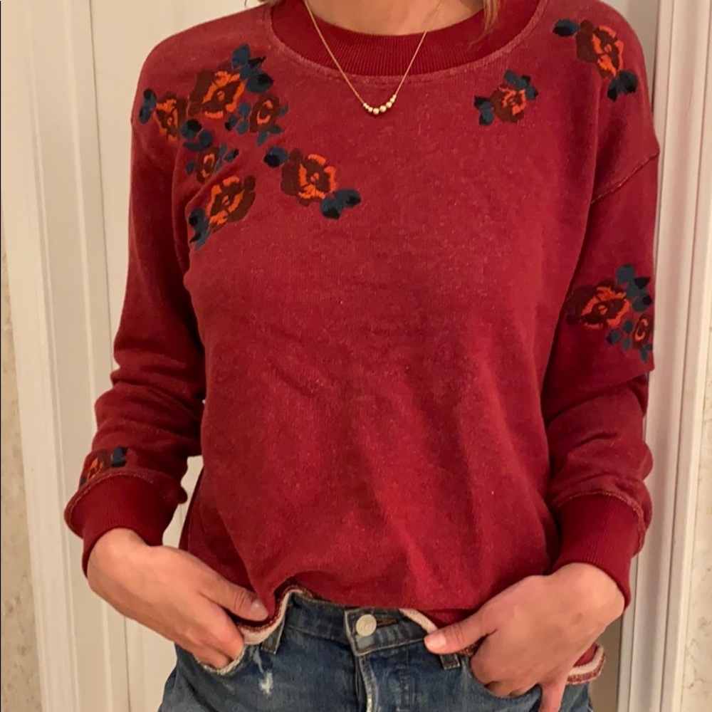 Floral embroidered made well sweater